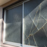 賃貸物件で窓ガラスが割れたときの対応はどうすればいい？