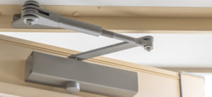 ドアクローザーからの異音！　その原因と対処法