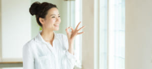 窓ガラスをおしゃれに飾るデコアイディア4つ