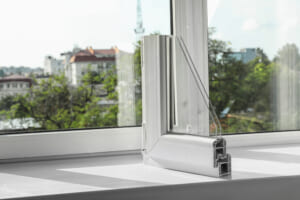 窓のペアガラス（複層ガラス）には種類がある？　選び方のポイント