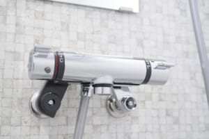 お風呂の切り替えバルブが壊れたときの対処法